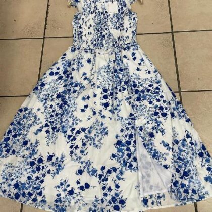 VESTIDO FLORAL AZULADO, SIN MNG