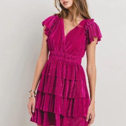 VESTIDO MAGENTA PLIZADO CON OLANES L